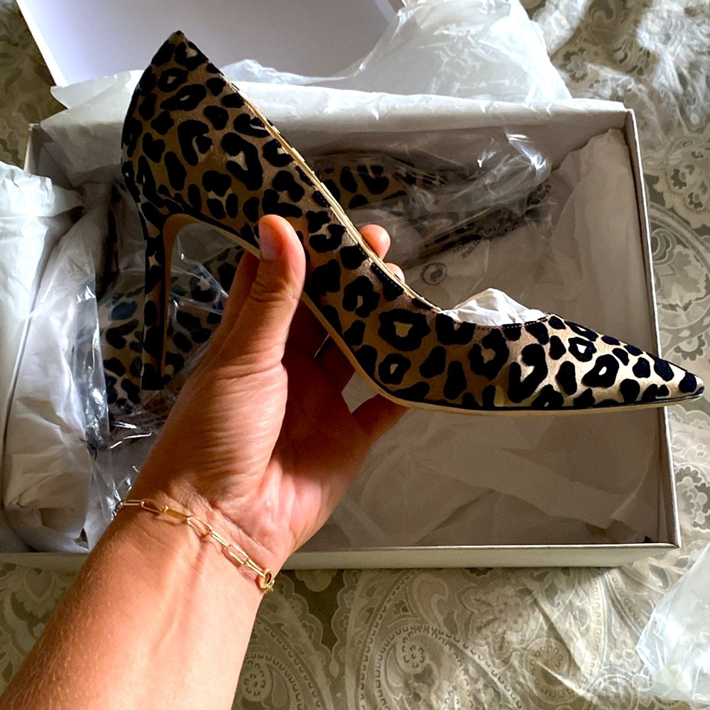 Jimmy Choo Romy 85 Satin Leopard Shoe - Picture 2 of 11